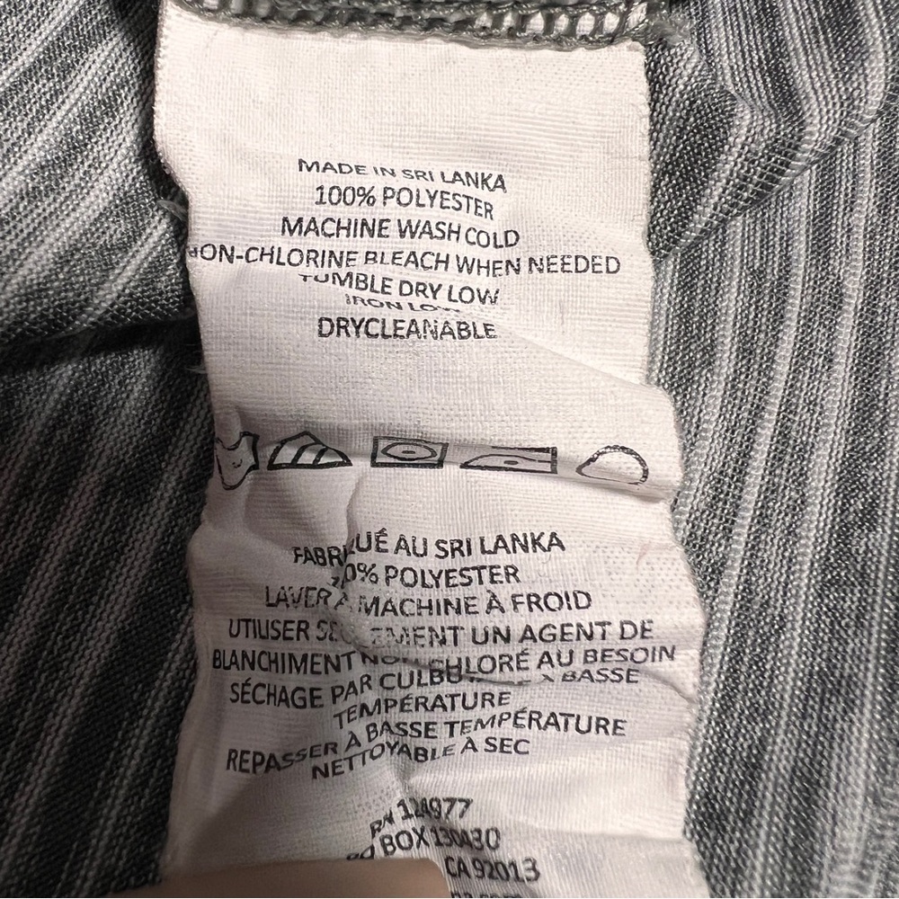 prAna Men’s Performance Tshirt - grey strip - size XL - Picture 4 of 7